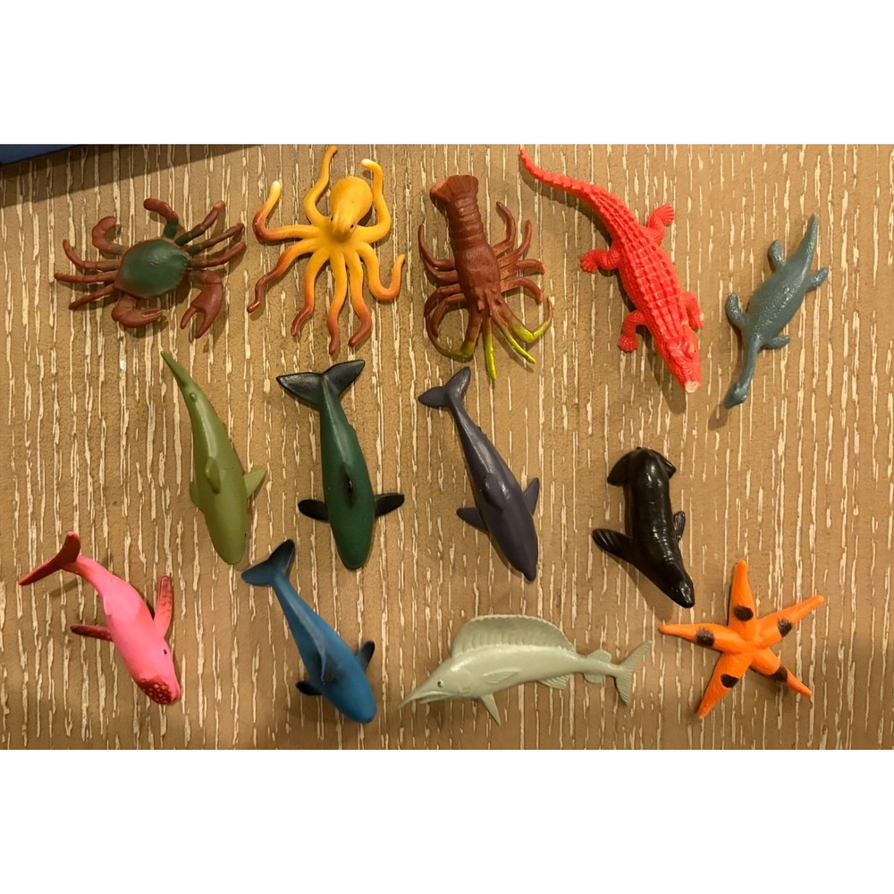 Vintage Plastic Sea Creature Toy Figures Lot 13pc Shark Octopus Starfish Dolphin